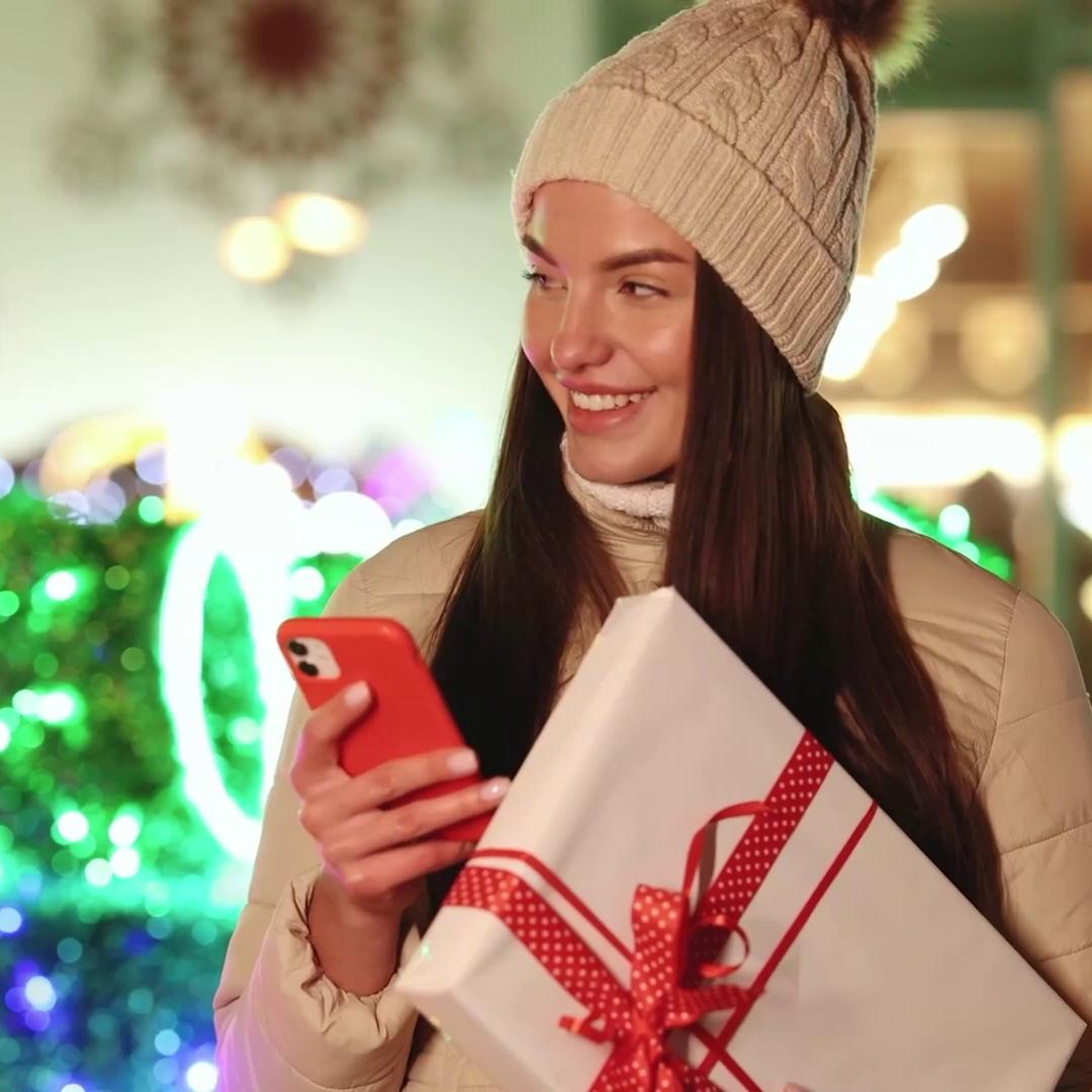 From loneliness to something real — an emotional Christmas moment
